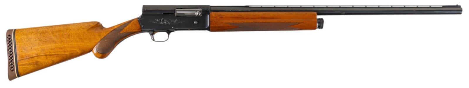 Belgian Browning Auto-5 Light Twelve 12 Gauge Semi Auto Shotgun: Serial: 6G 62429 Manufacturer: FN-Belgium / Browning Arms Co. (c. 1956) Model: Auto-5 Light-Twelve Caliber: 12 Gauge Barrel length: 27.5 in. (2.75 in. chamber) OAL: 48.25 in. Condition: Very Good; woo
