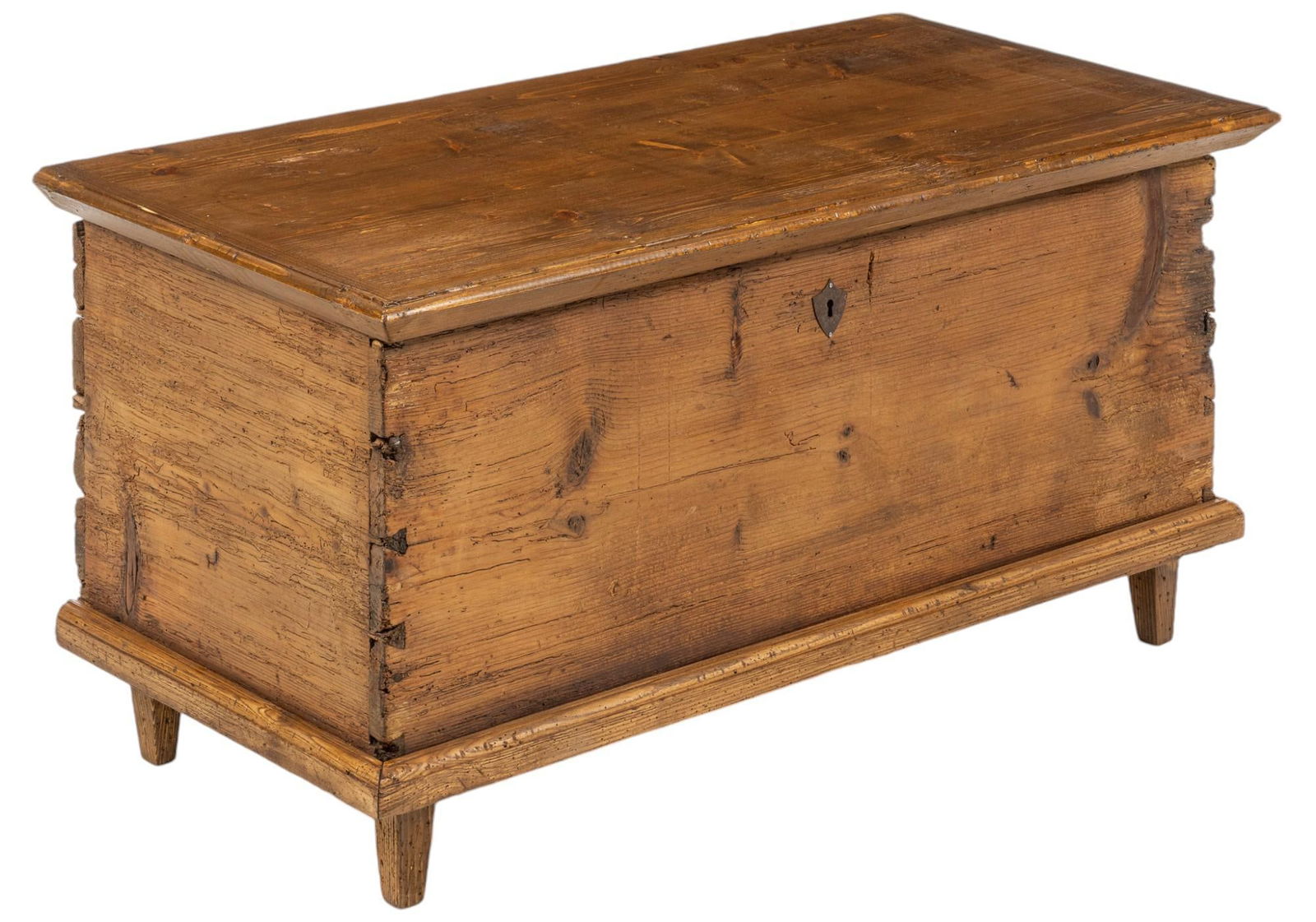 Rustic Trunk (1 of 7)