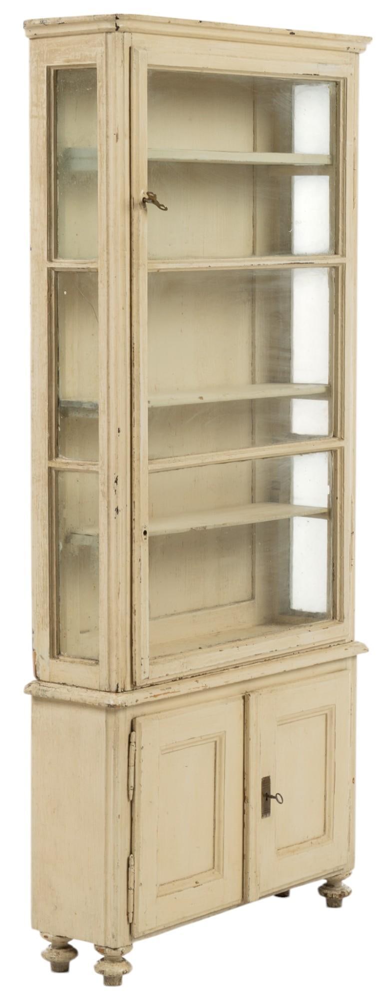 Rustic Curio Cabinet (1 of 8)