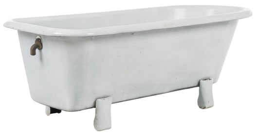Farmhouse Style Enamel Tub