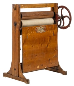 Farmhouse Laundry Wringer