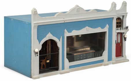 Vintage Illuminating Doll House