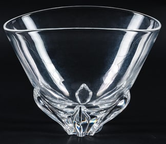 Steuben (USA) 8" Glass vase