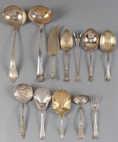 (12) Flatware Pieces