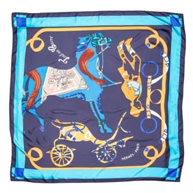 Hermes Tout en Carre Scarf
