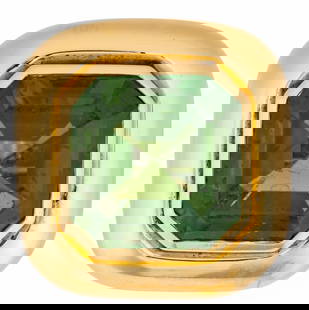 18K Green Tourmaline Ring: 18K gold green tourmaline ring featuring central square cut, vivid green, tourmaline (approx. 17 x 17 x 10.50 mm), weighing approximately 18.50 ct, size 6, marked "18K 14K" Total weight: 41.2