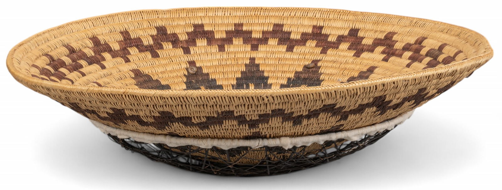 Large Navajo Basket (1 of 7)