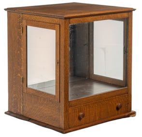Large Countertop Display Case