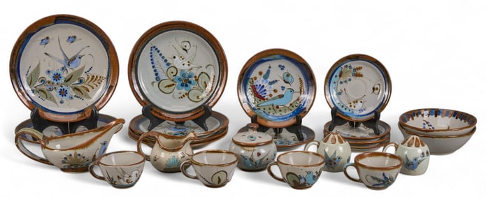 (23) Piece Ken Edwards Service Set