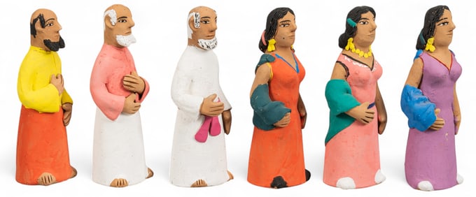 Josefina Aguilar, (6) Figures