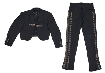 Demetrio Gonzalez's Mariachi Traje