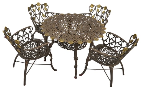 Iron Metal Patio Table and (4) Chairs
