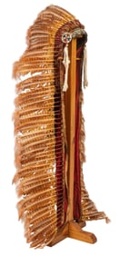 Double Trailer War Bonnet and Stand