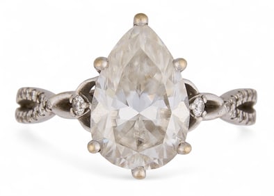 14k White Gold Pear Diamond Ring