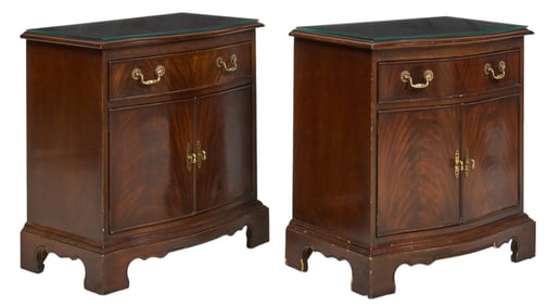 Pair of Drexel (USA) Heritage Wooden Nightstands