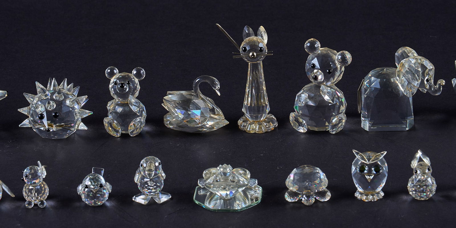 (27) Swarovski Crystal Figurines (1 of 9)