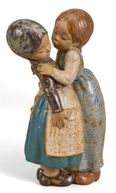 Lladro (ES), "The Little Kiss"