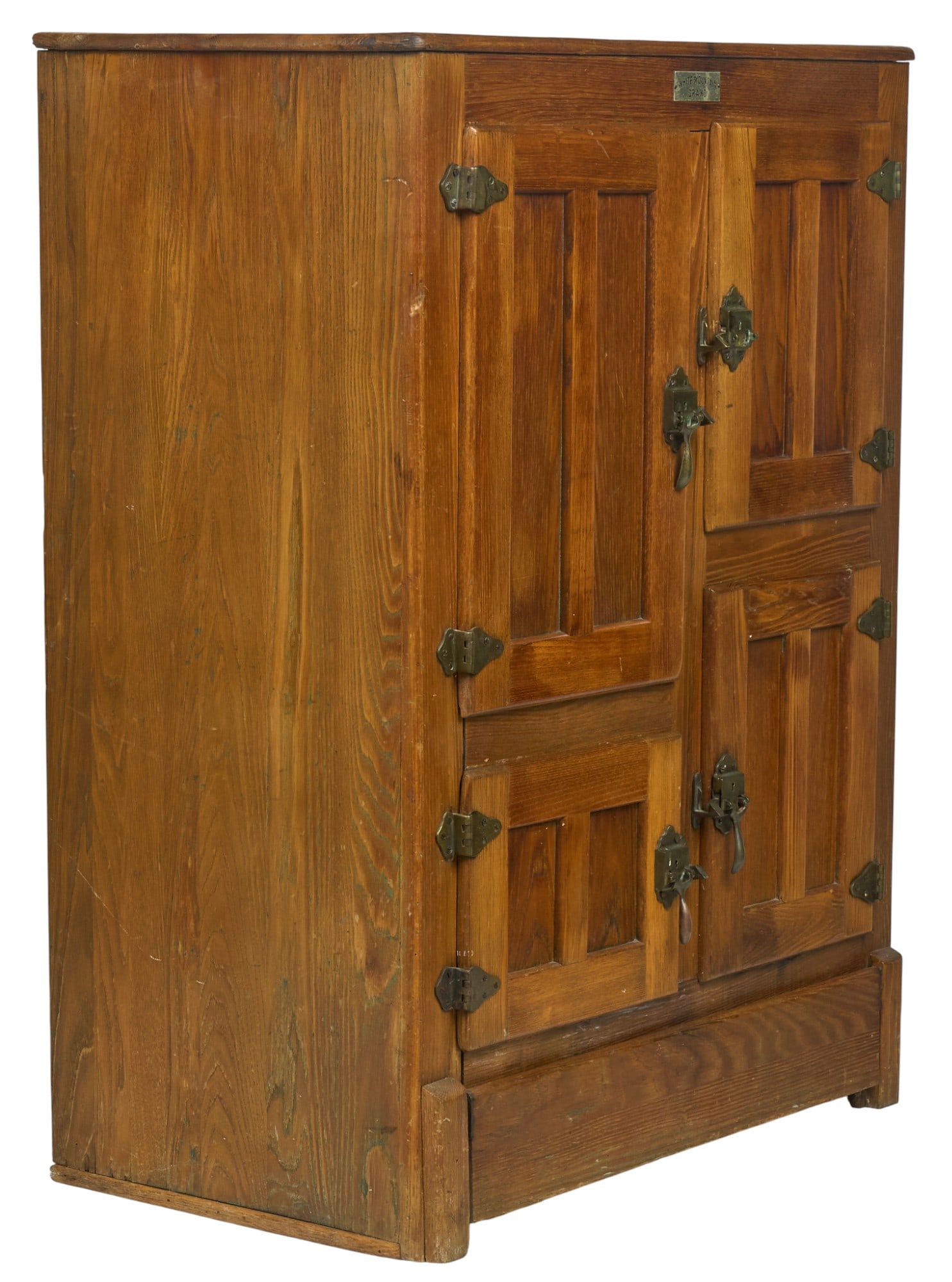 Vintage White Mountain Grand Ice Box: Vintage White Mountain Grand ice box, oak construction with paneled doors and original hardware, interior with shelving, marked with metal tag height 52 in. x width 38 in. x depth 23 in. Provenance: P
