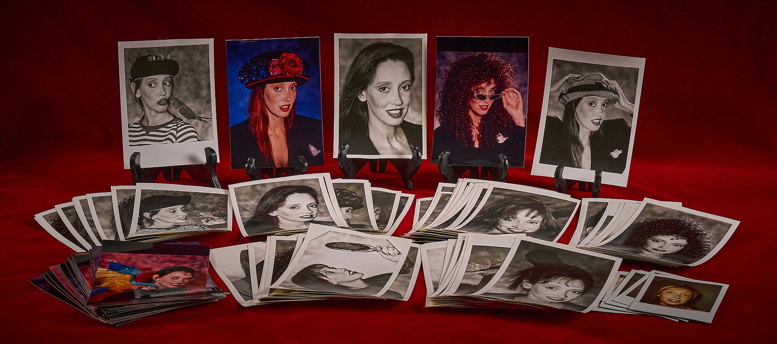 Shelley Duvall | Headshots: Large collection of professional headshots of Shelley Duvall, black and white and color examples, in various outfits and poses, mostly photographed and produced by Lynn Houston in 1990 Provenance: Pro