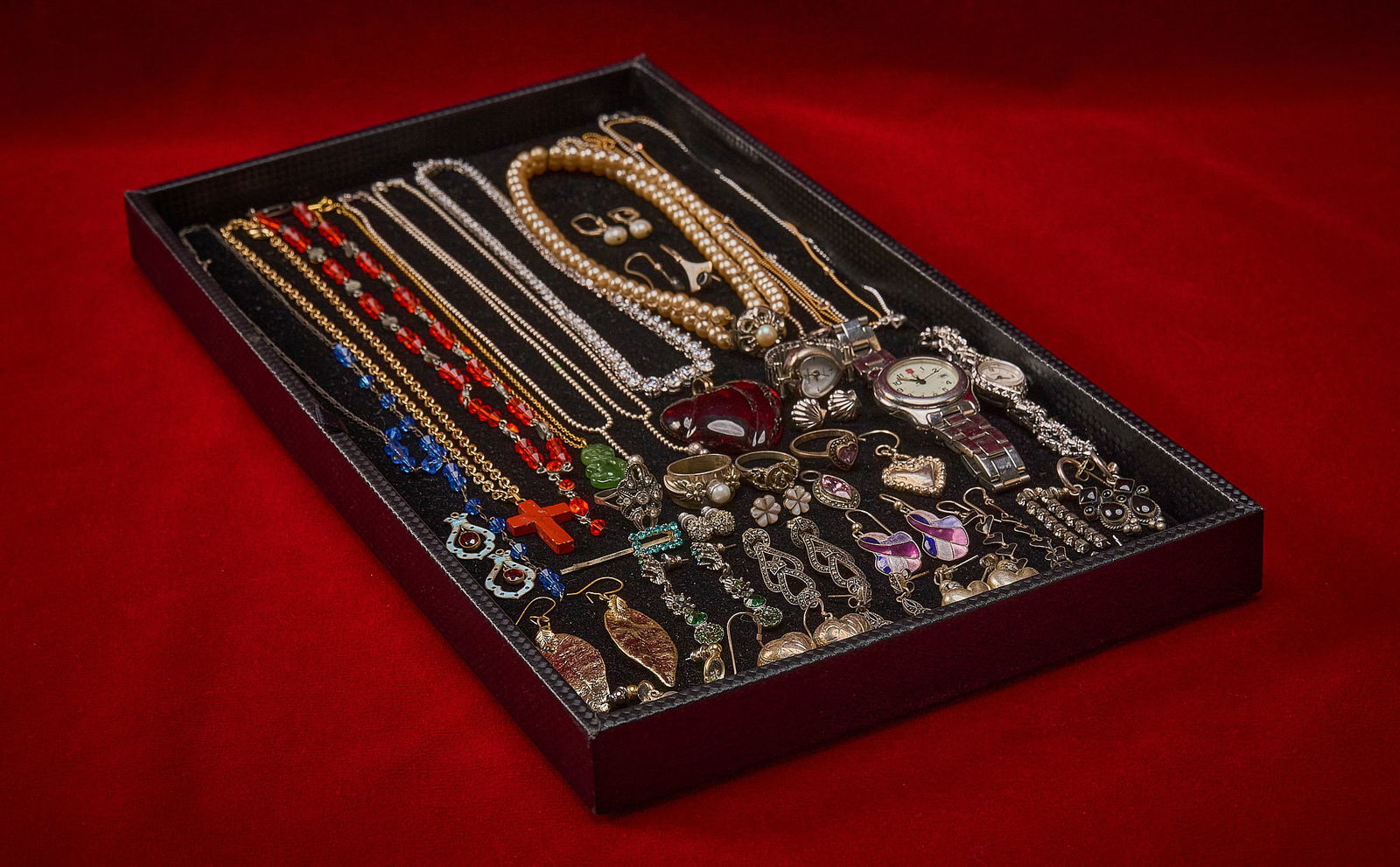 Shelley Duvall | Jewelry: Large collection of Shelley Duvall's personal jewelry, assorted materials and motifs, including necklaces, rings, earrings and bracelets, along with two wristwatches including a Swiss example