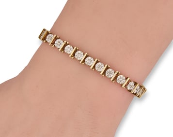 10K Diamond Bracelet