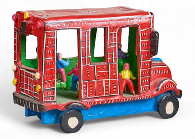 Serapio Medrano Hernandez, Ceramic Bus