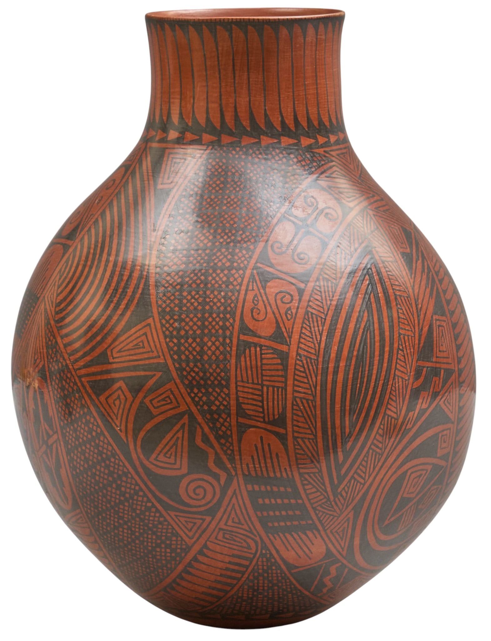 Gloria Hernandez Mata Ortiz Pottery Vessel (1 of 5)