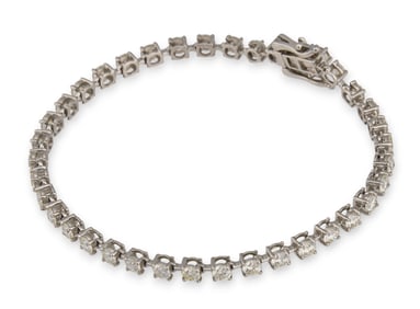 Diamond & Platinum Tennis Bracelet