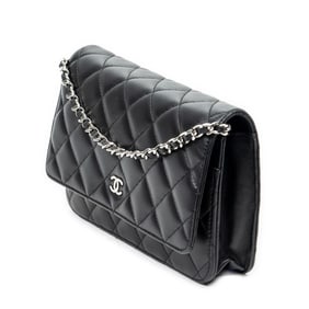 Chanel Classic Wallet on Chain Shoulder bag