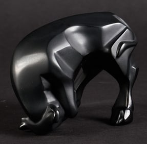 Lalique Black Crystal “Vuelta Taureau?? Bull Figure