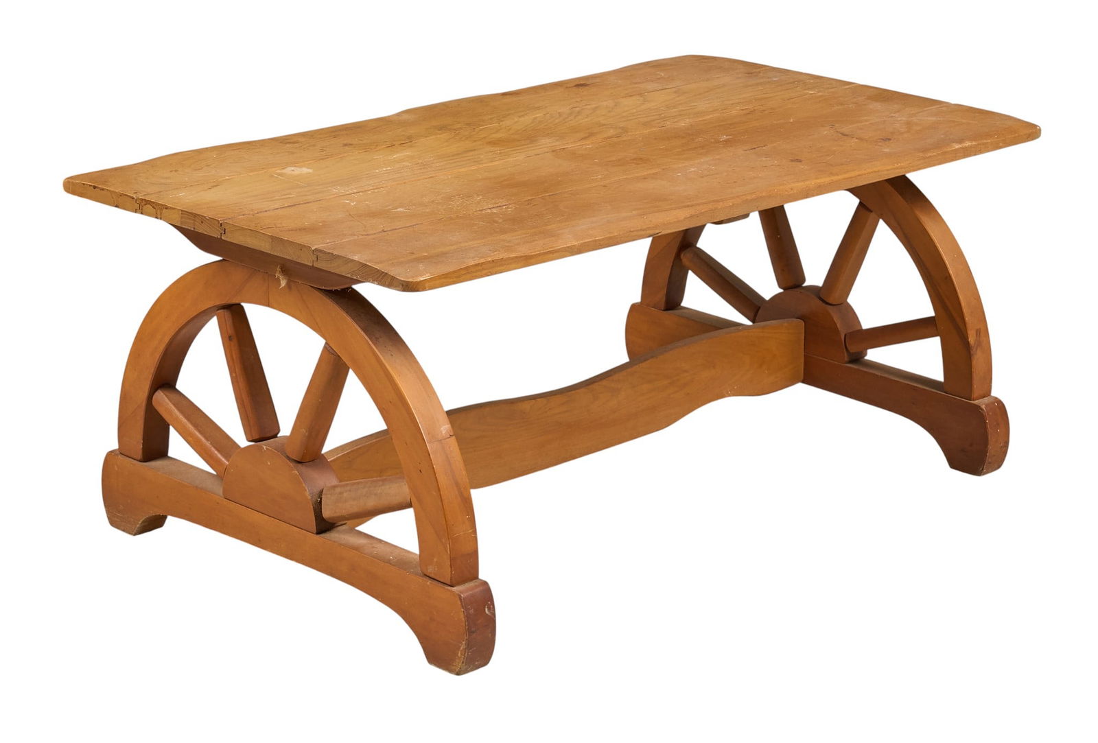 Wagon Wheel Coffee Table: Vintage ranch style coffee table with wagon wheel decoration height 17 in. x width 40 in. x depth 23.5 in. Provenance: Property from a home in Goldwaithe, Texas 