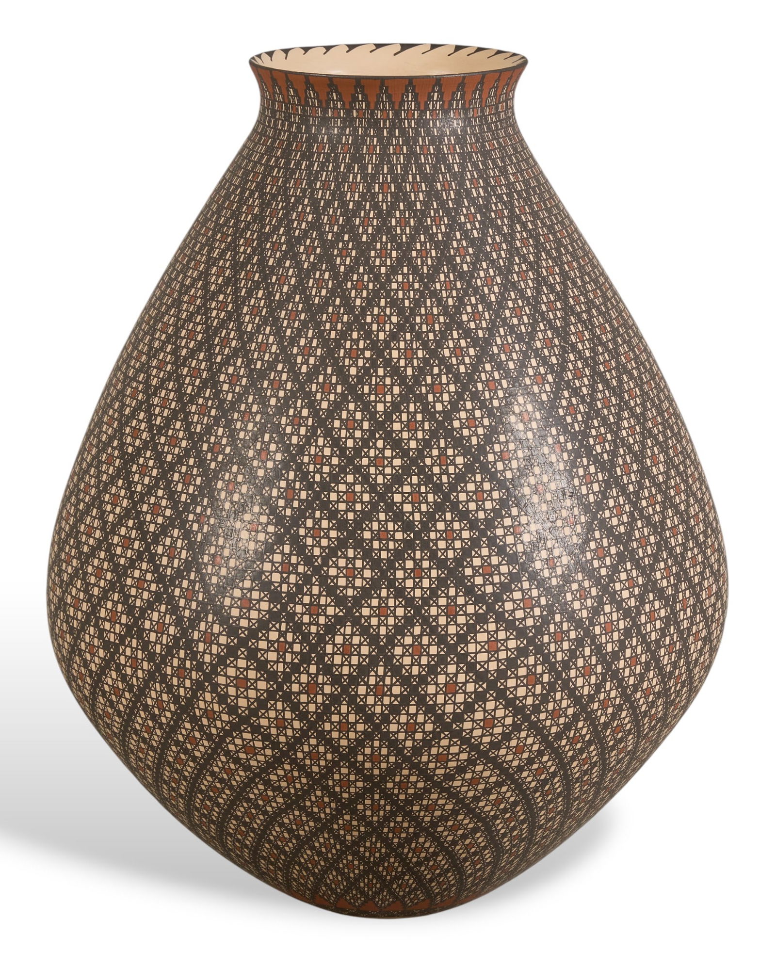 Rosa Loya Mata Ortiz Pottery Vessel (1 of 5)