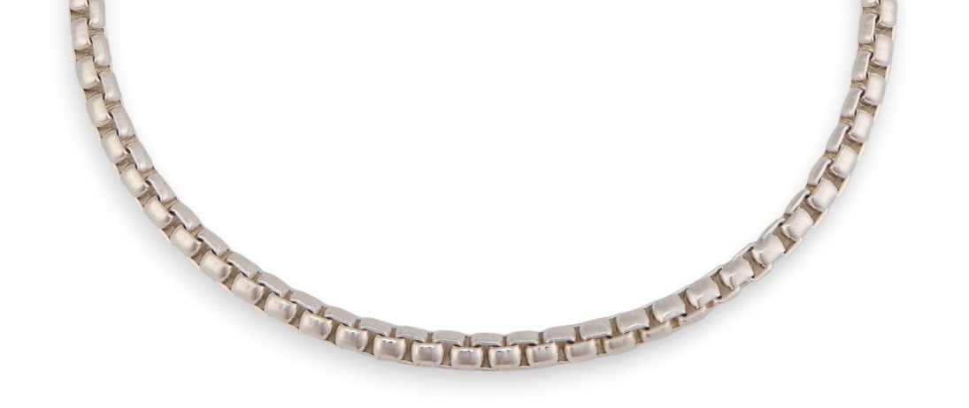 Sterling Silver Chain: Sterling silver chain, marked "925" on clasp Length 24 in. Total weight: 2.555 oztProvenance: Property from a North San Antonio, Texas collection