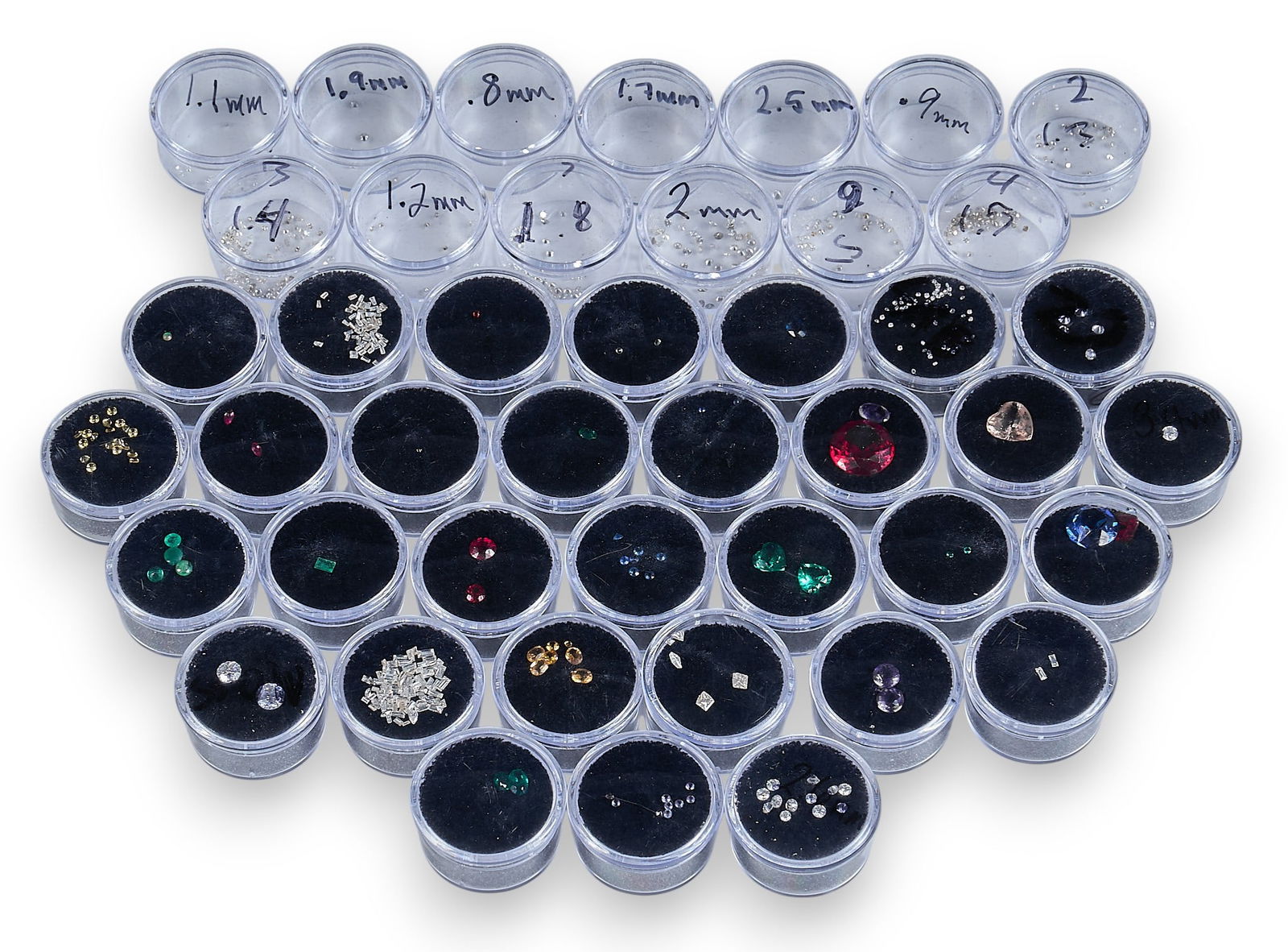 Collection of Loose Stones & Findings: Collection of loose stones and findingsProvenance: Property from a North San Antonio, Texas collection