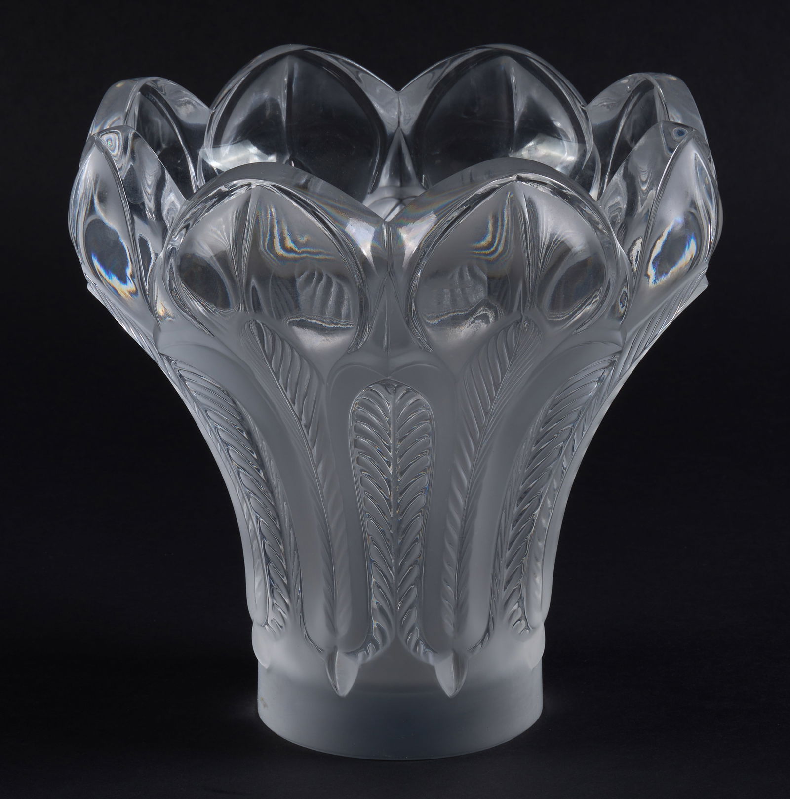 Lalique Esna Vase (1 of 5)