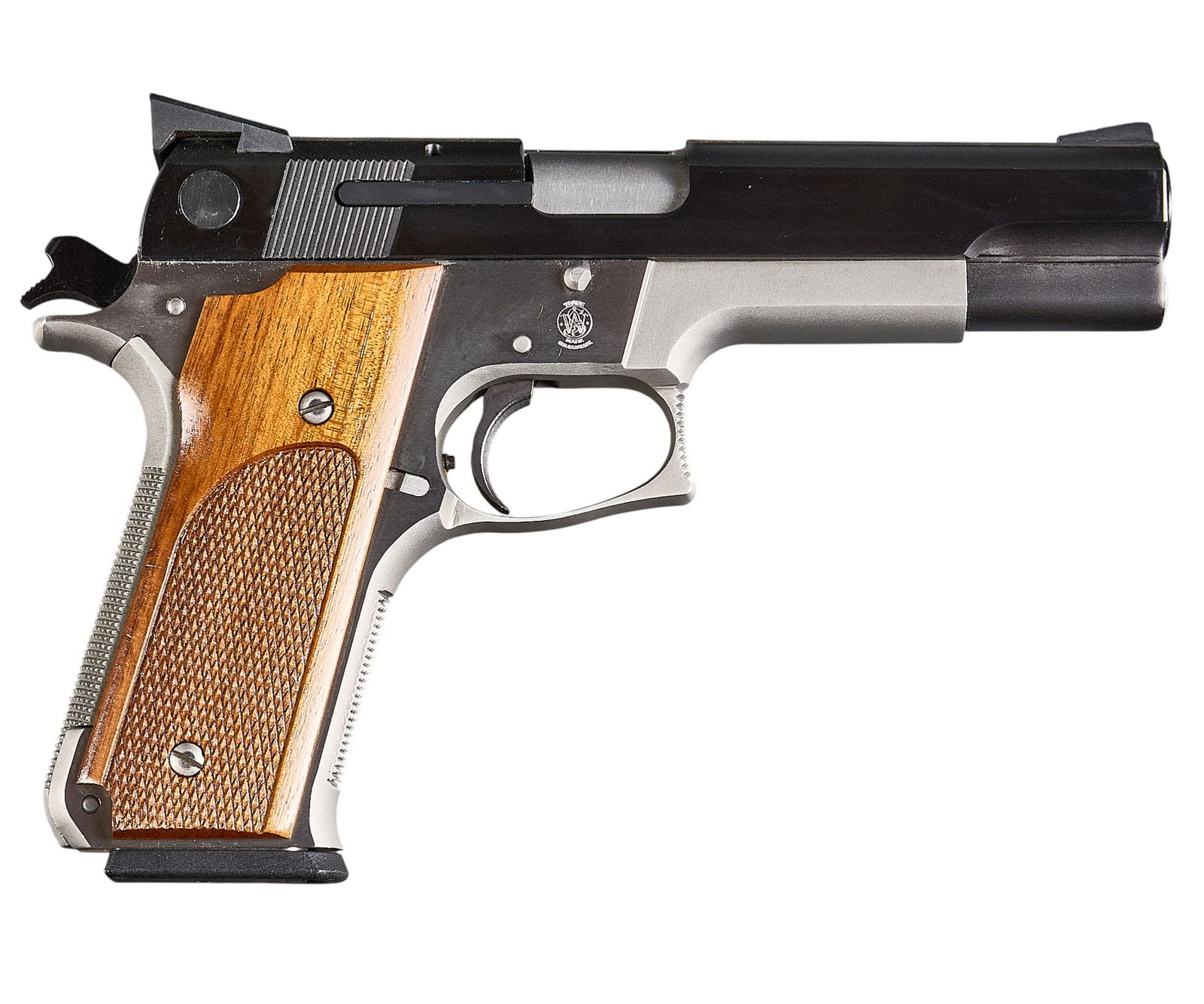 Smith & Wesson Model 745 45 ACP Semi Auto Pistol (1 of 2)