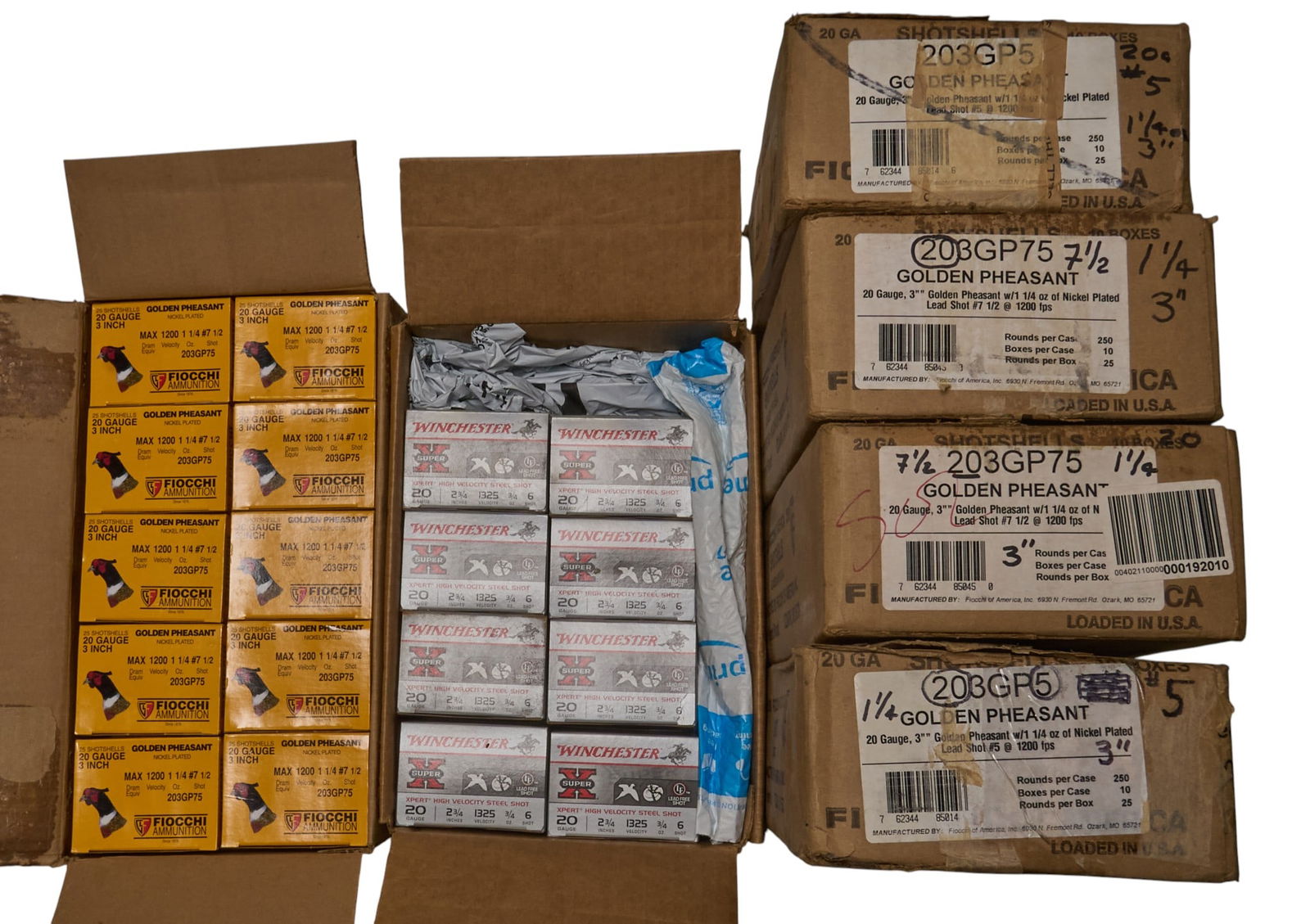 Approx. 1480 Mixed 20 Gauge Shotshells: Includes: 20 Gauge shotshells-1250 shotshells of Fiocchi Golden Pheasant 3 in. #7.5 shot-236 shotshells of Winchester 2.75 in. #6 shot Provenance: A Lakeway, Texas collection