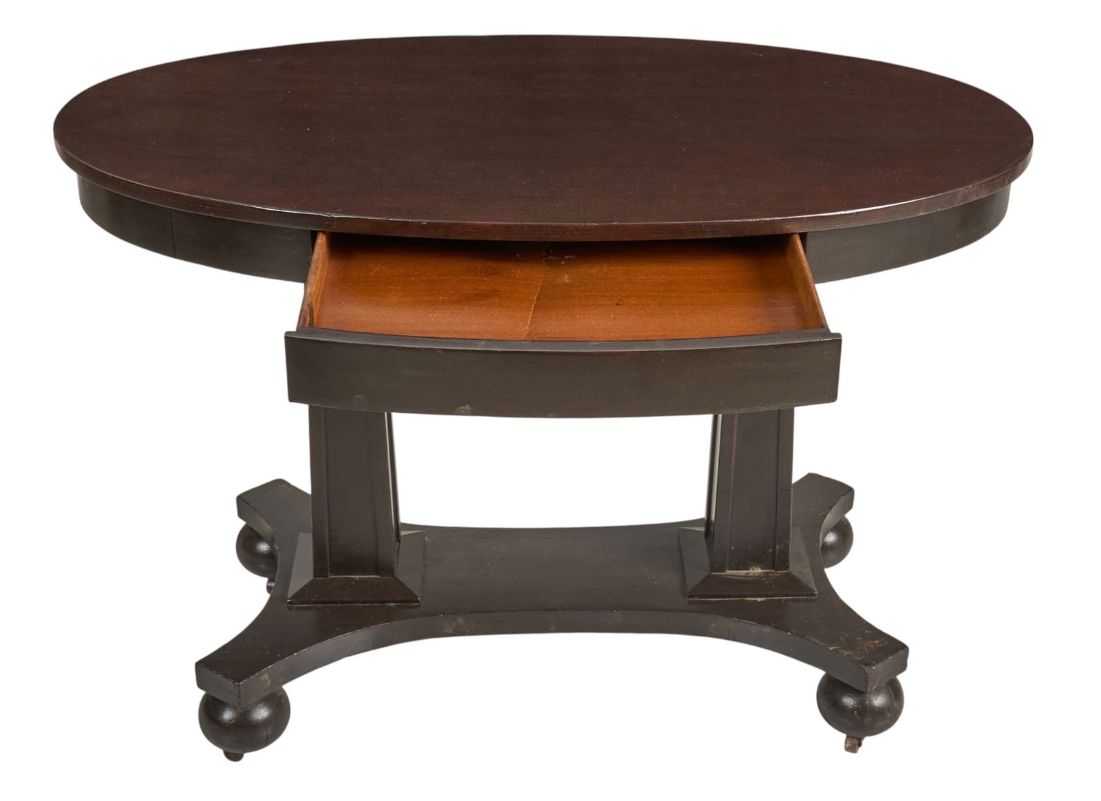 Oval Central Table - 3