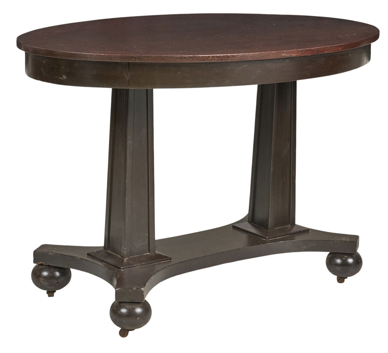 Oval Central Table - 4