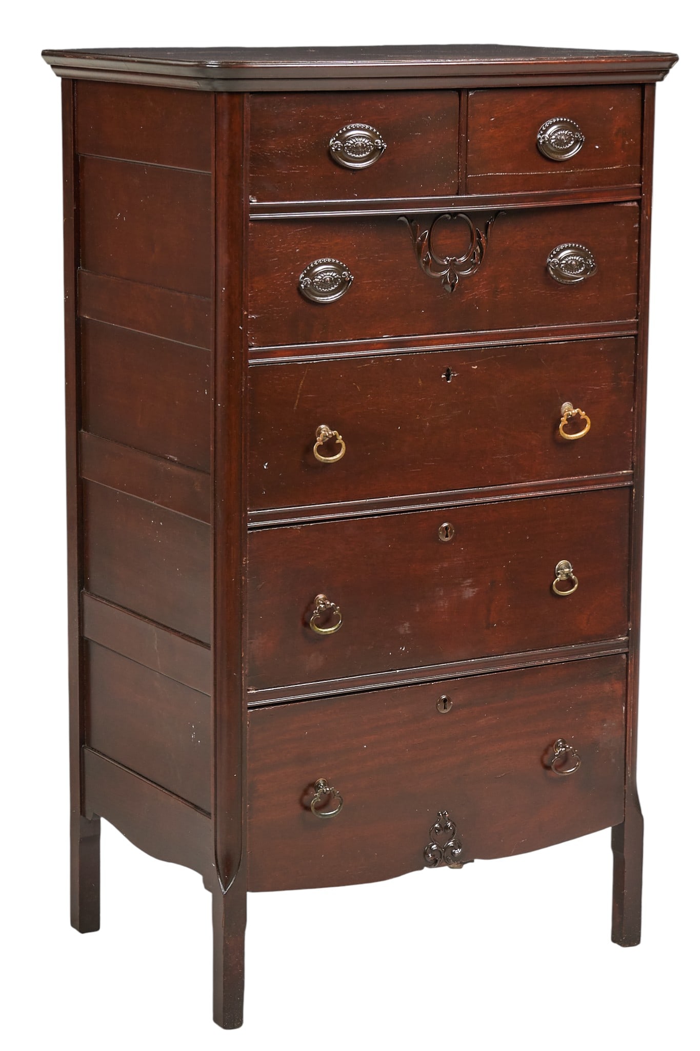 Vintage Dresser: Vintage federal style dresser with six drawers, supported on block legs height 48 in. x width 28 in. x depth 19.5 in. Provenance: Property from a home in San Antonio, Texas