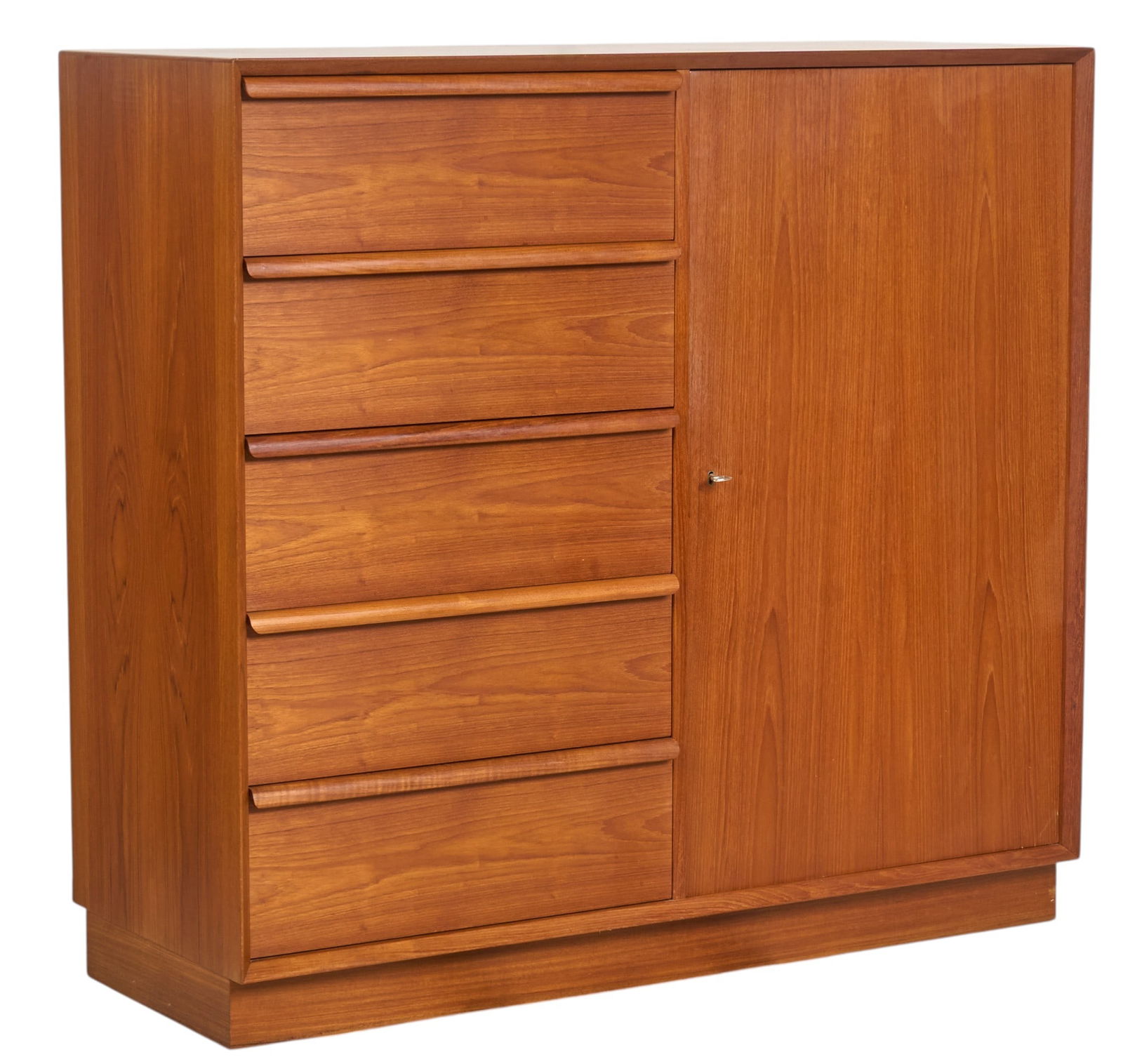 Bachelor's Chest: Bachelor’s chest with five drawers, each with integrated pulls, and single cabinet door opening to three additional shallow drawers, above two shelves, on recessed base,