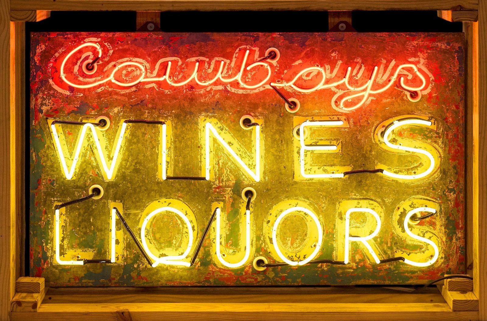 Cowboys Wines and Liquors Neon Sign (1 of 5)