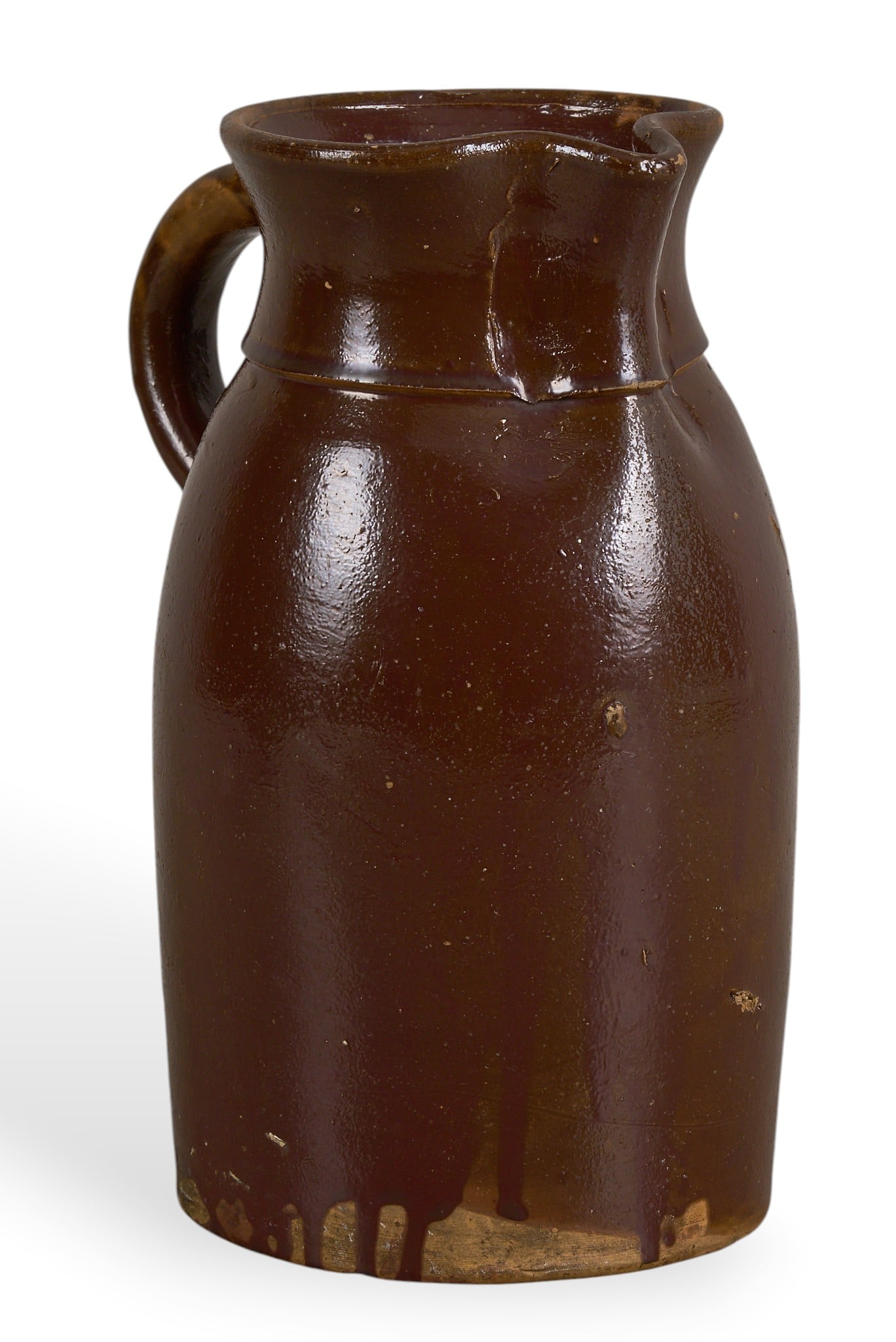 Attributed to Rushton, 1 Gallon Slip Glazed Stoneware Pitcher: Attributed to Rushton Pottery (ca. 1873-1900), one gallon early Texas stoneware pitcher, slip glaze height 10.75 in. x width 6 in. x depth 7.5 in. Provenance: Property from a home in Glen Ridge, New J