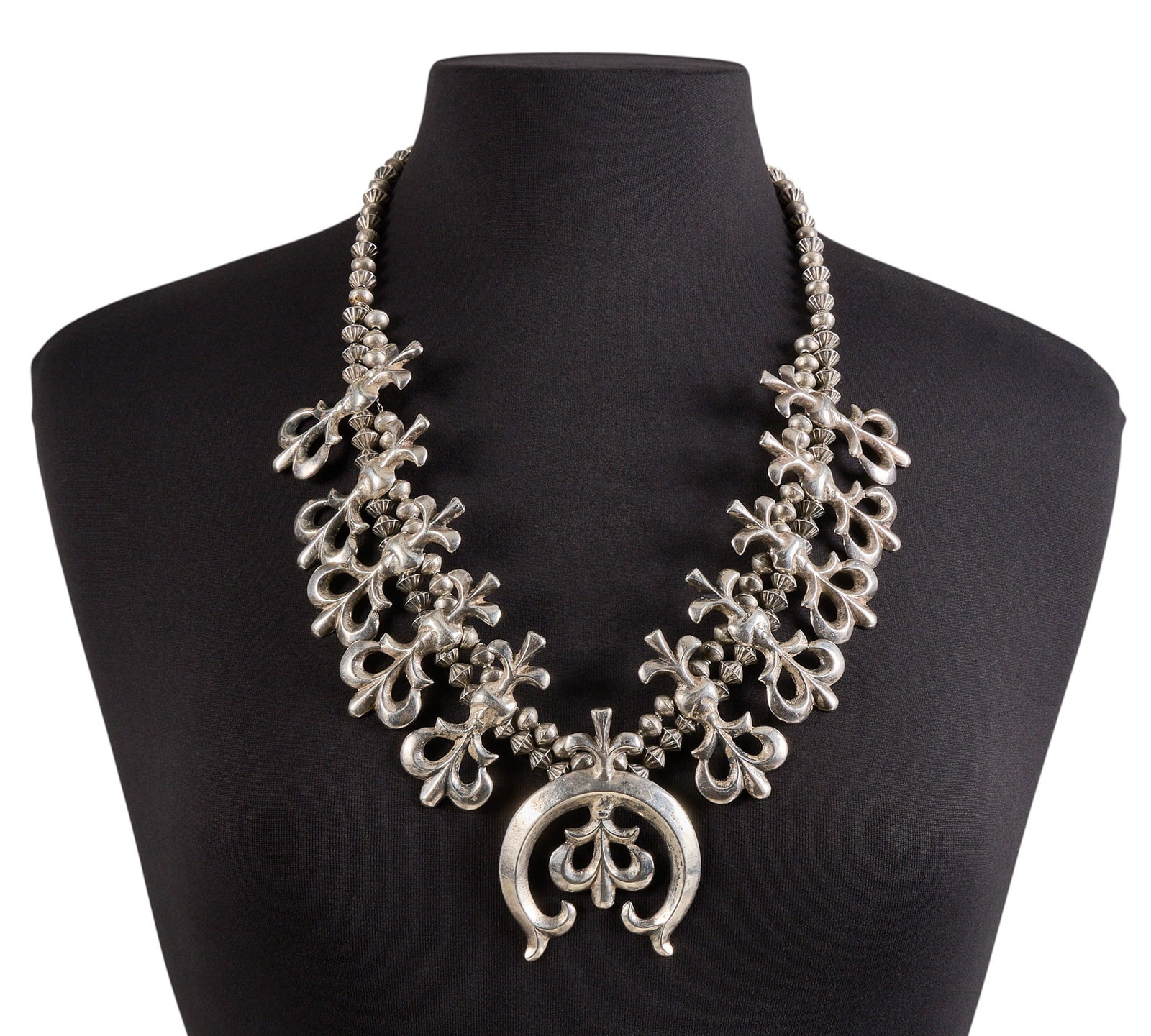 Old Pawn Sterling Silver Necklace (1 of 3)