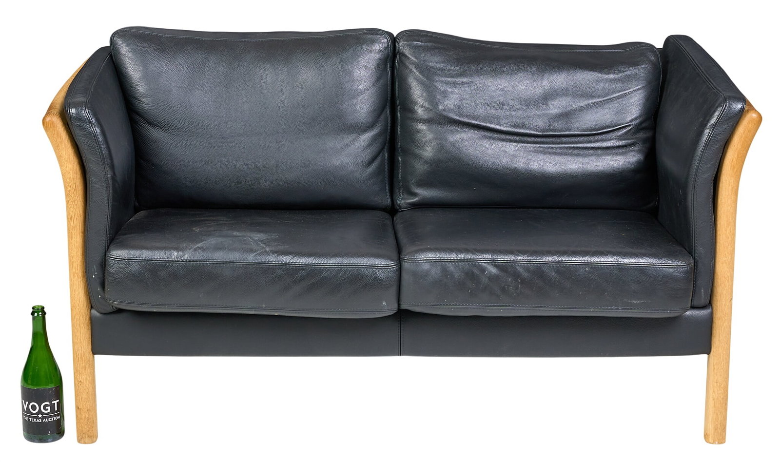 Skalma, Leather Sofa - 2