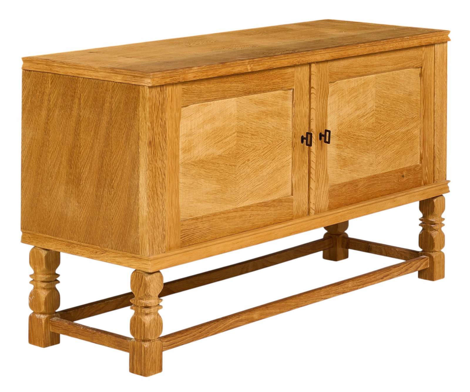 Henning Kjaernulf, Mid-Century Credenza: Henning Kjaernulf (Denmark) oak mid-century credenza with pair of doors opening to interior with adjustable shelving, supported on faceted block legs height 27 in. x width 47.5 in x depth 17 in. 
