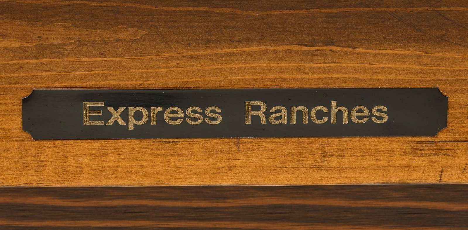Express Ranches Ranch Style Table - 4