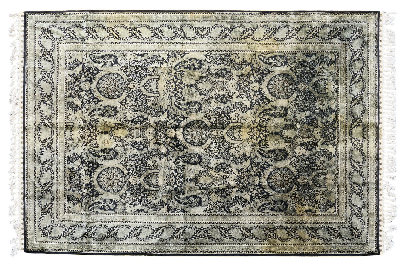 Hand-Knotted Oriental Style Rug, 9 ft. 7 in. x 6 ft. 1 in.: Hand-knotted Oriental style rug 9 ft. 7 in. x 6 ft. 1 in. Provenance: Property from the Estate of Robert A. "Bob" Funk Sr. - trailblazing American businessman, philanthropist,
