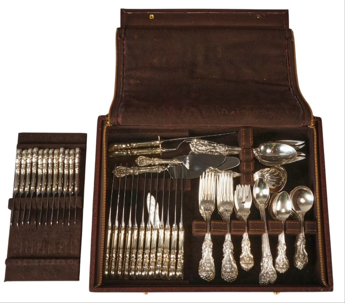 "Francis I" Reed and Barton 95 pc Flatware Set (1 of 4)
