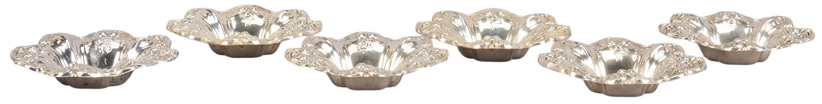 (6) "Francis I" by Reed & Barton Sterling Silver Nut Dishes: Set of six "Francis I" sterling silver nut dishes, by Reed & Barton, no monogram or removal Size: 3.25 in. / diameter Total weight: 9.55 ozt Provenance: Property from an estate